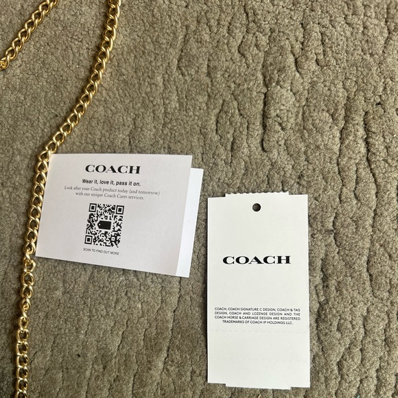 NWT Mini Wallet - Picture 4 of 7